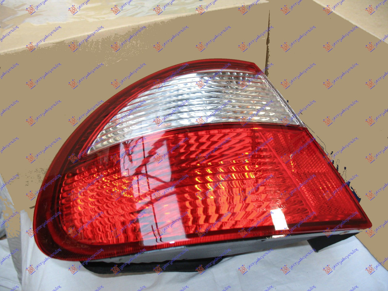 STOP LAMPA SPOLJASNJA -2001 LEVO