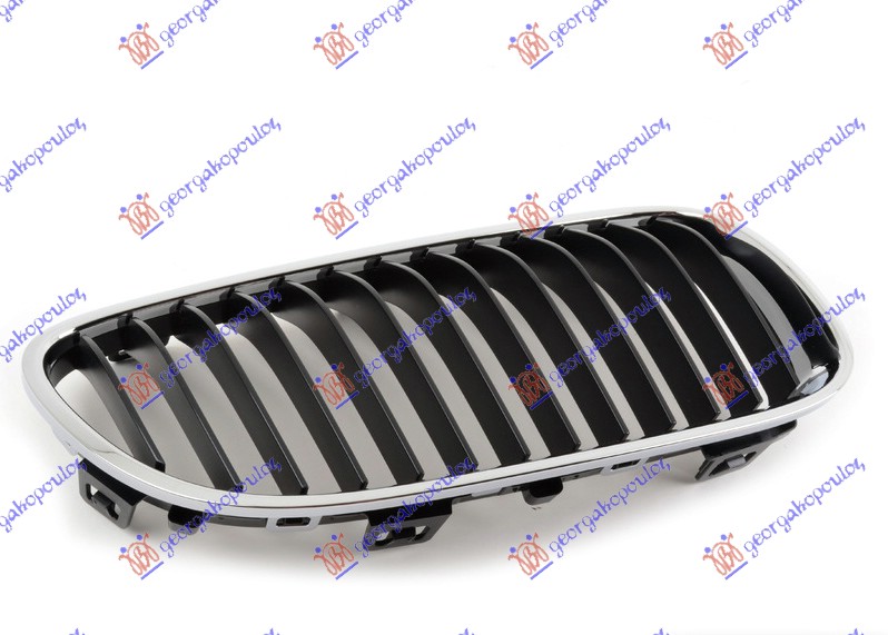 PVC MASKA HROM/CRNA DESNO