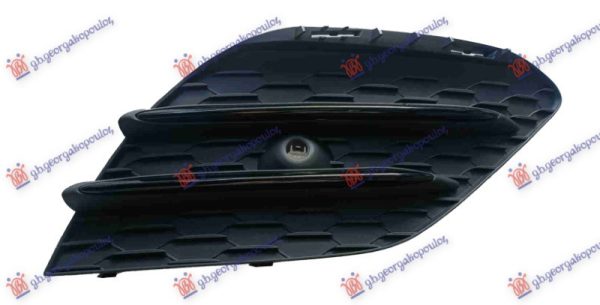 RESETKA PREDNJEG BRANIKA (CRNA LAJSNA) (OTVOR ZA SENZOR) (CLA-35 AMG) DESNO